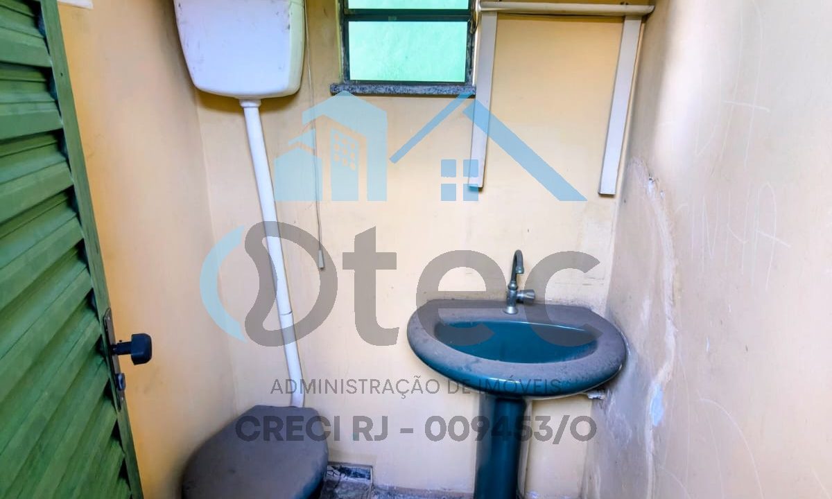 f80cc16d-515b-4e97-8f27-dc3d316353c0 (28)